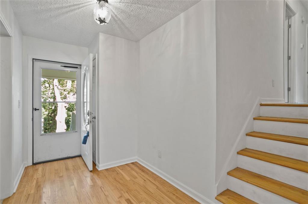 33 Dalena Way Property Photo 6