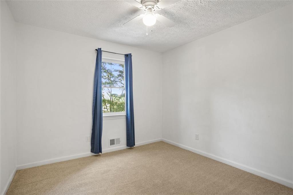 33 Dalena Way Property Photo 27