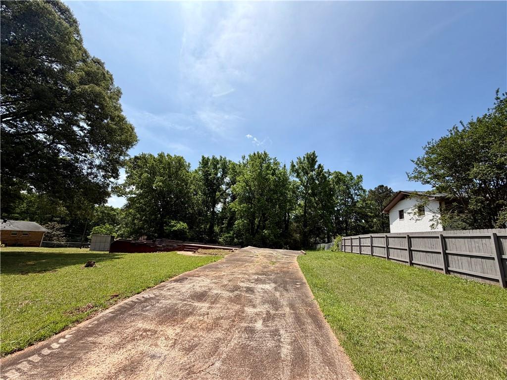6674 Birch Road Property Photo 2