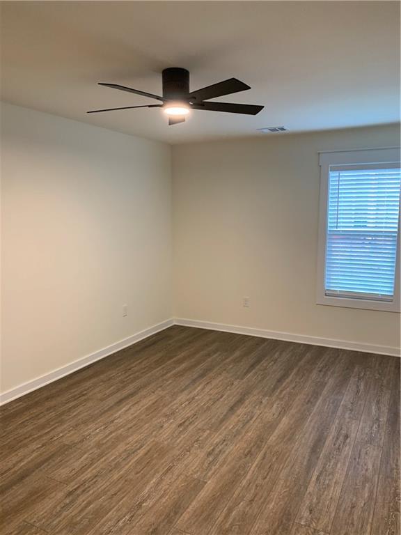 5985 Eagle Tiff Lane Property Photo 4