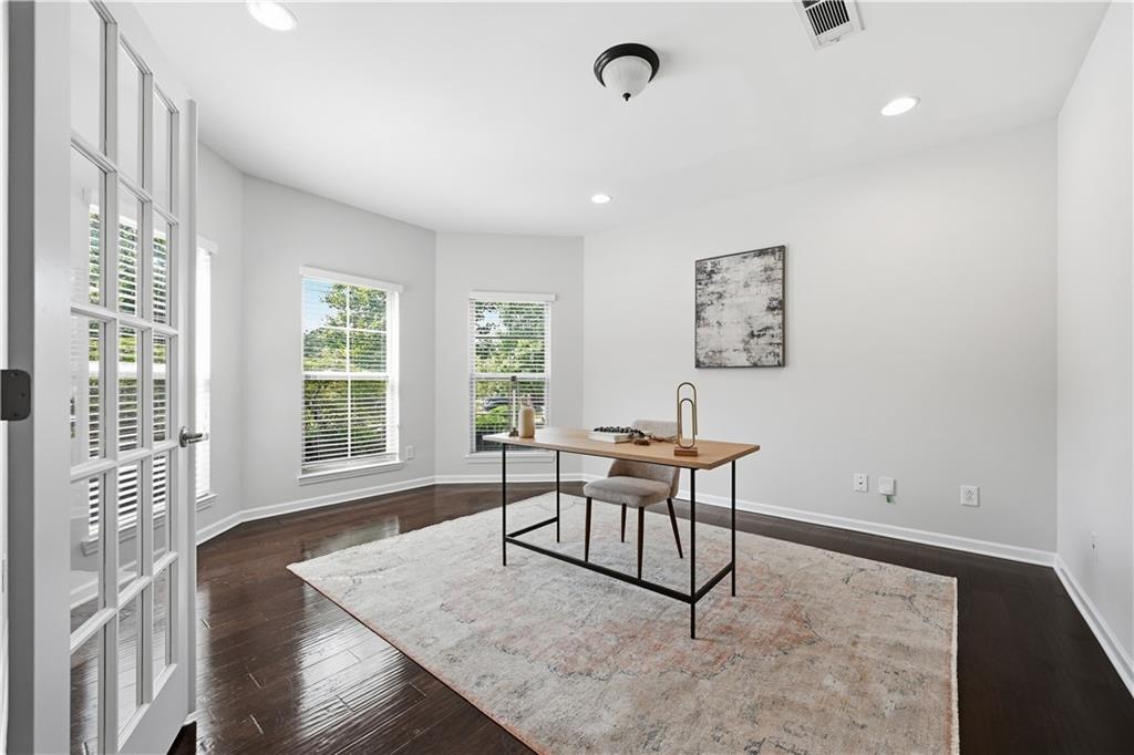5950 Somersby Circle Property Photo 8