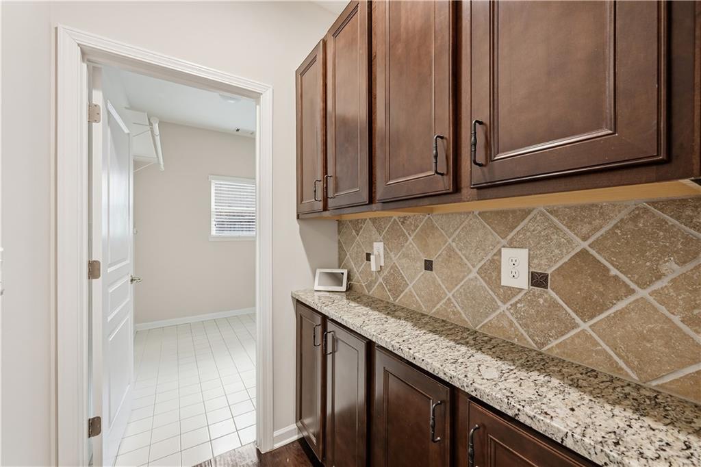 5950 Somersby Circle Property Photo 31