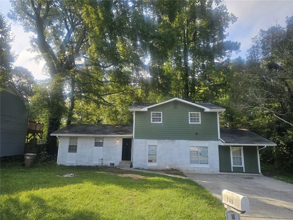 745 S Carter Drive Property Photo 1