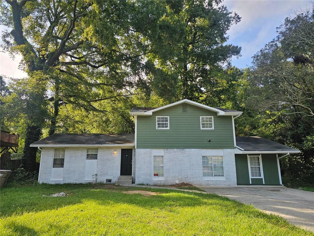745 S Carter Drive Property Photo 1