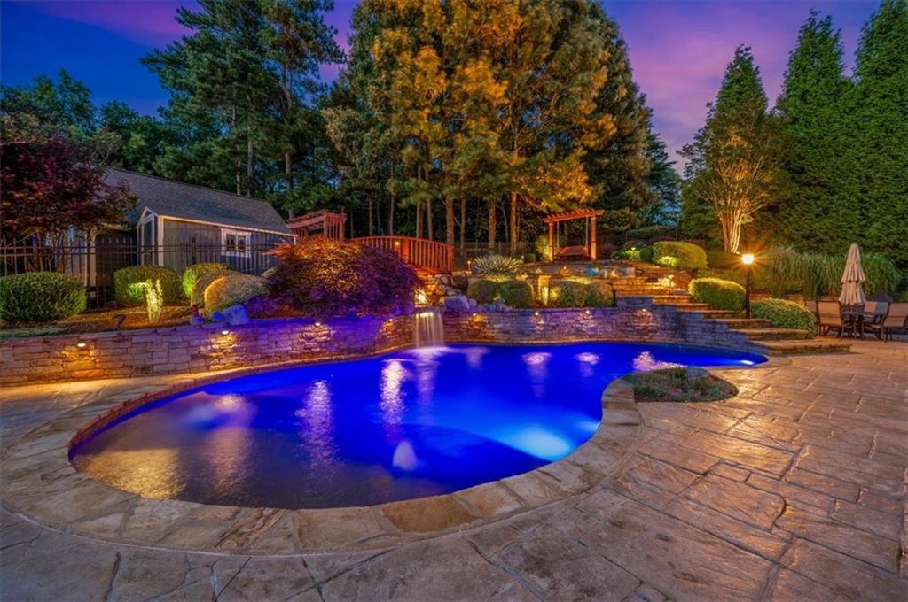 20 Lake Overlook Drive