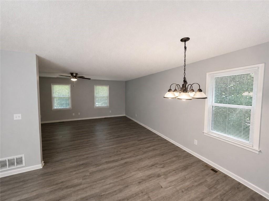 17 Winchester Drive Property Photo 9