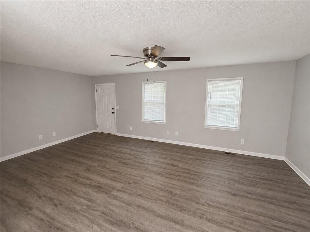 17 Winchester Drive Property Photo 10