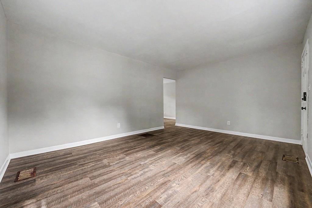 3791 Clovis Court Nw Property Photo 5
