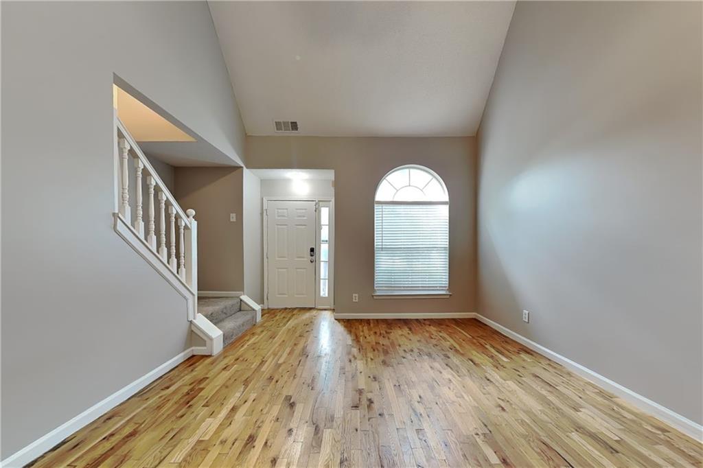 7828978 Property Photo 3