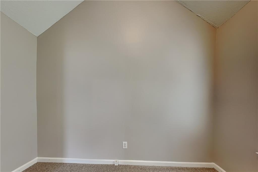 7828978 Property Photo 12
