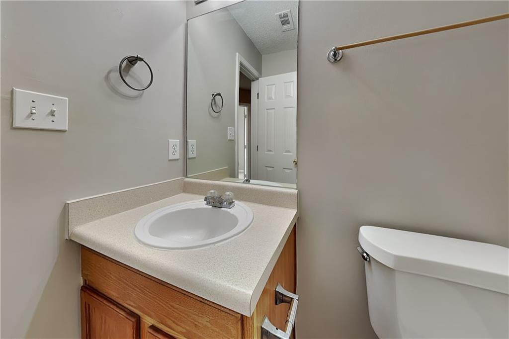 7828978 Property Photo 16