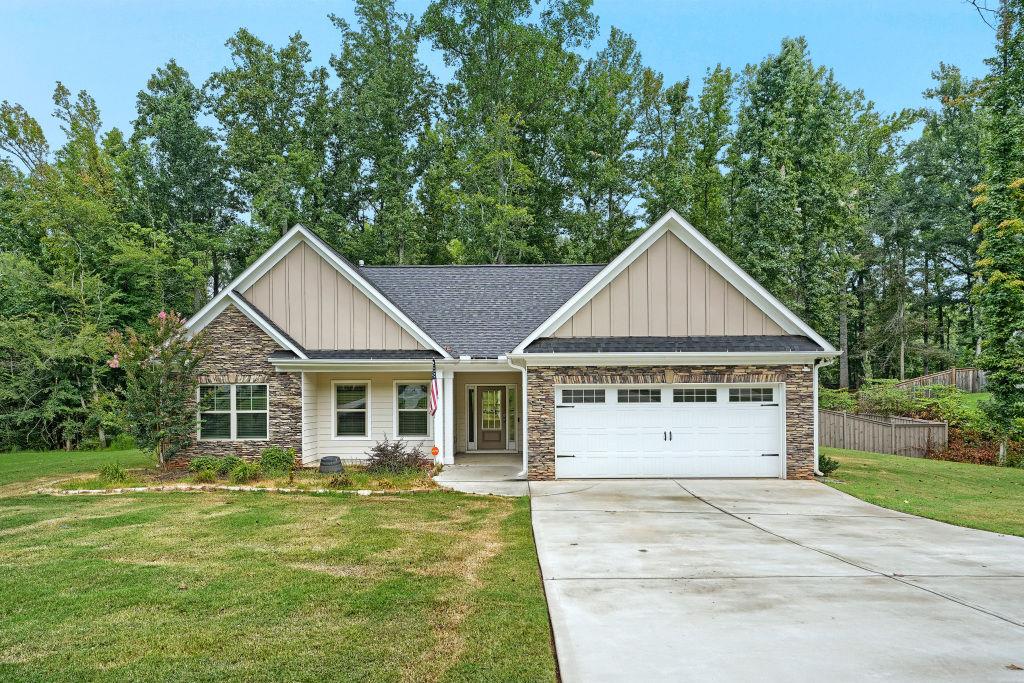 415 Smallwood Lane Property Photo 1