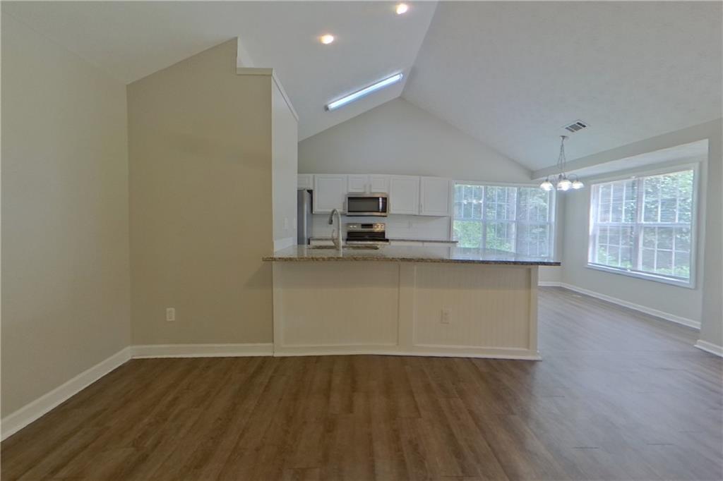 7829064 Property Photo 2
