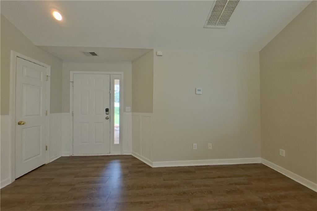 7829064 Property Photo 4