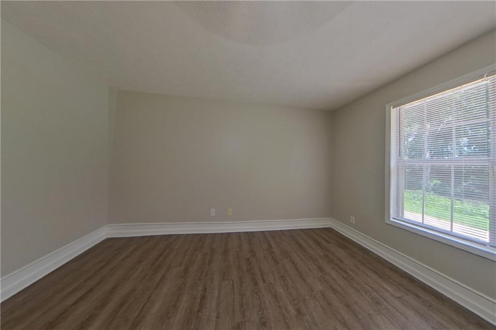 7829064 Property Photo 8
