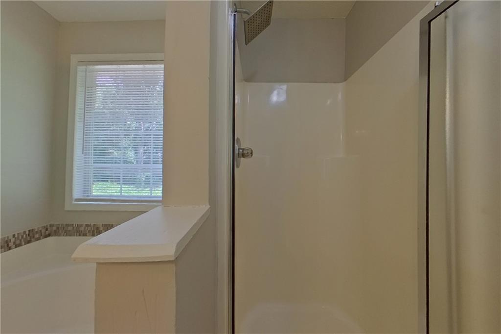 7829064 Property Photo 9
