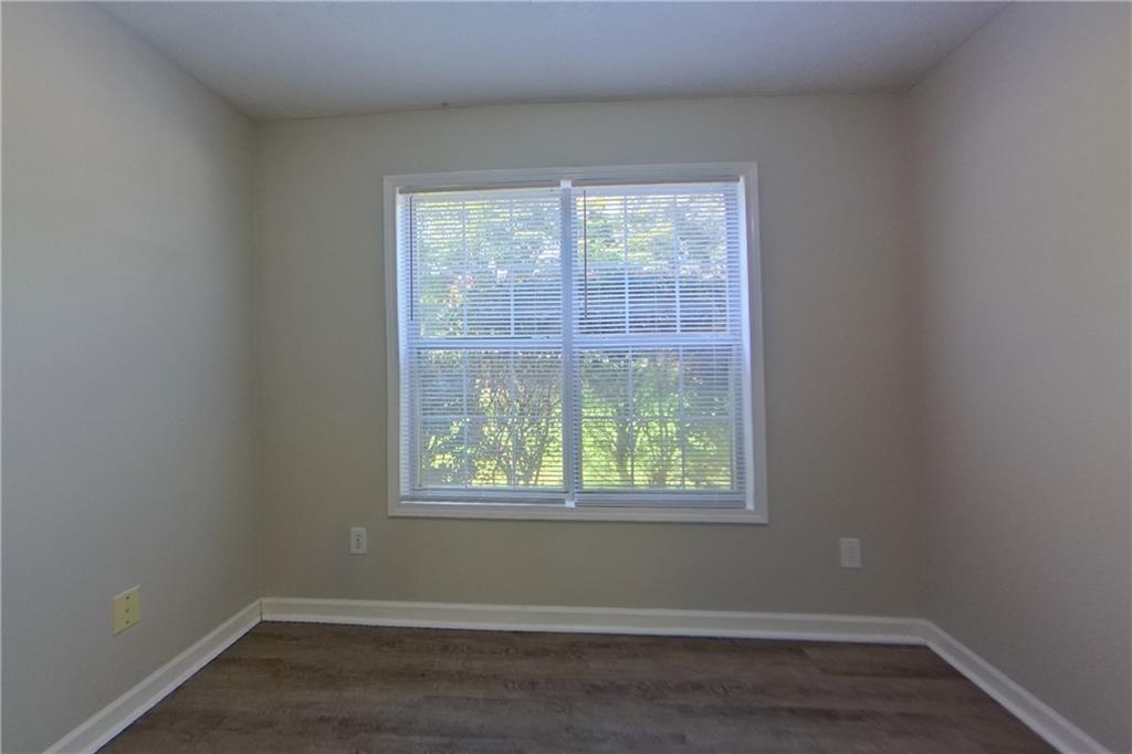 7829064 Property Photo 12