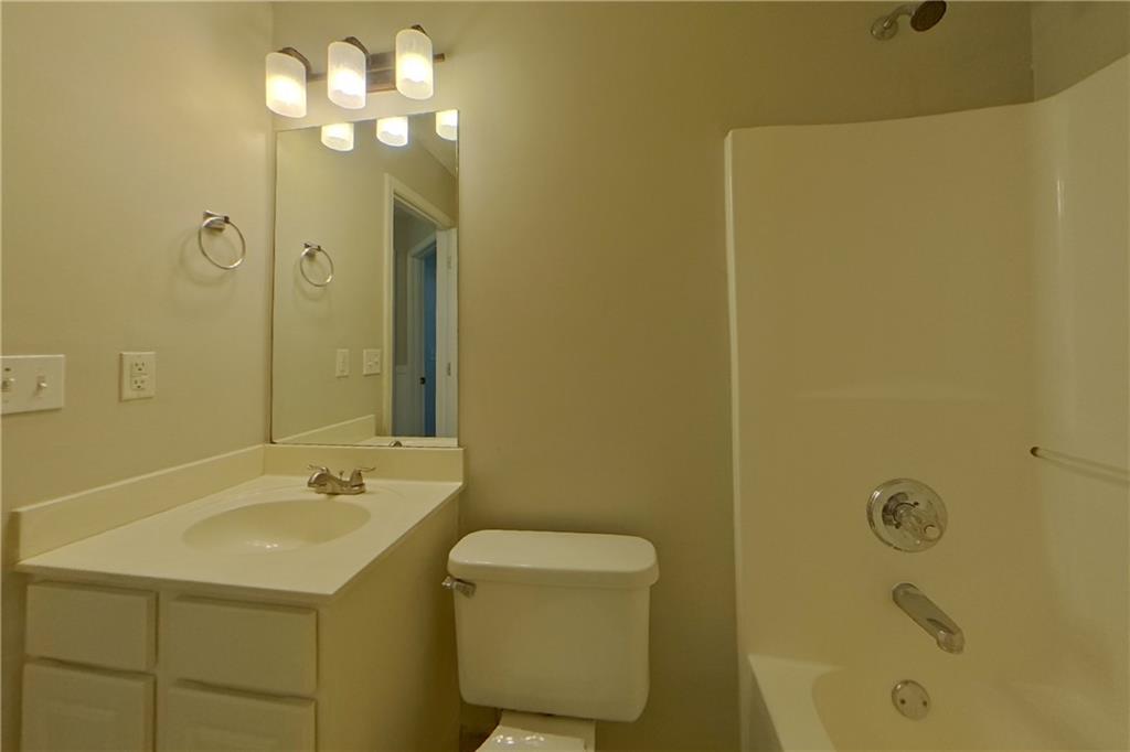 7829064 Property Photo 13