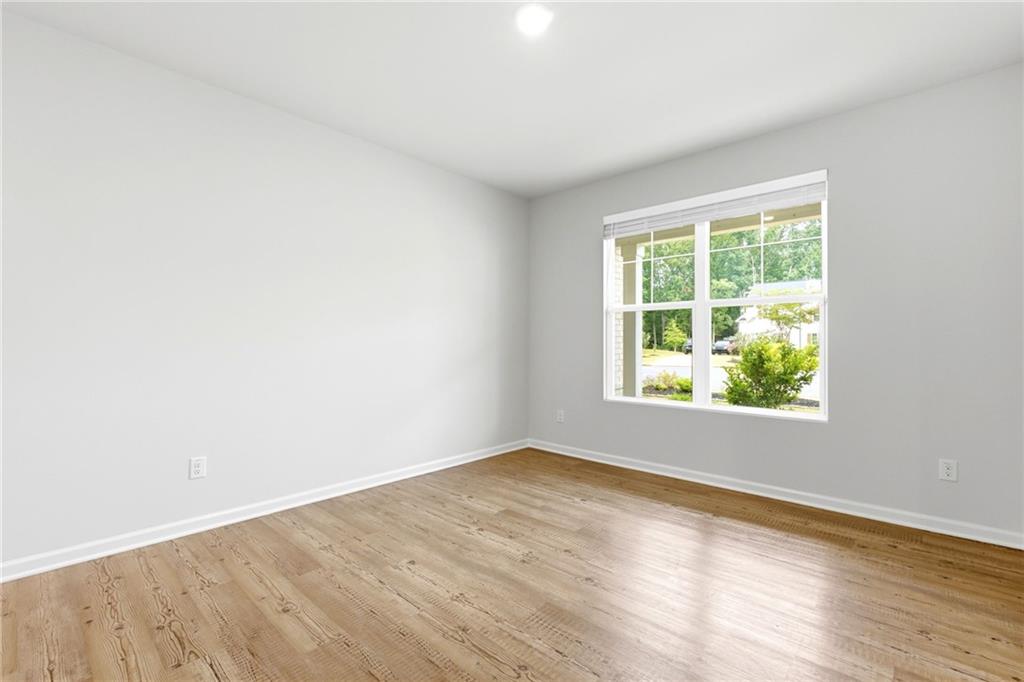 462 Sylvie Drive Property Photo 13