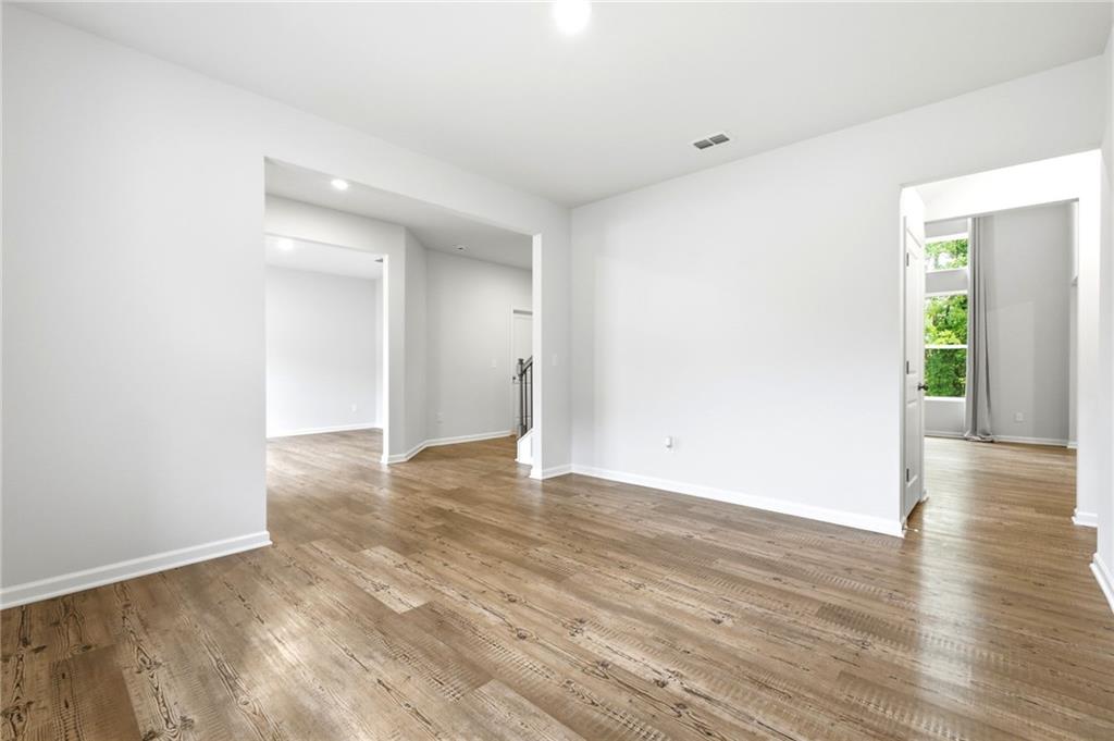 462 Sylvie Drive Property Photo 14