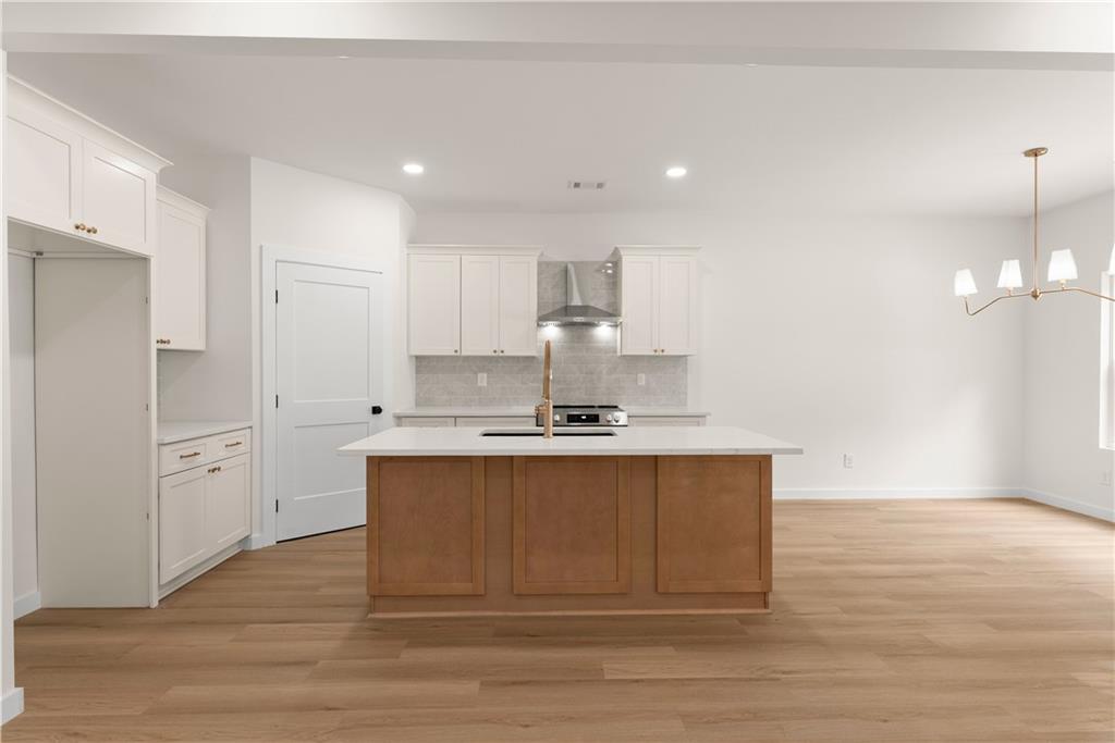 4635 Perry Rd Property Photo 10