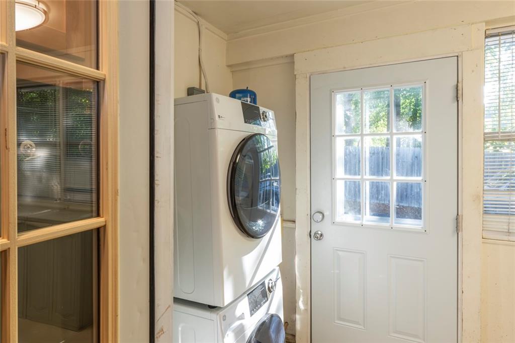 7829111 Property Photo 14