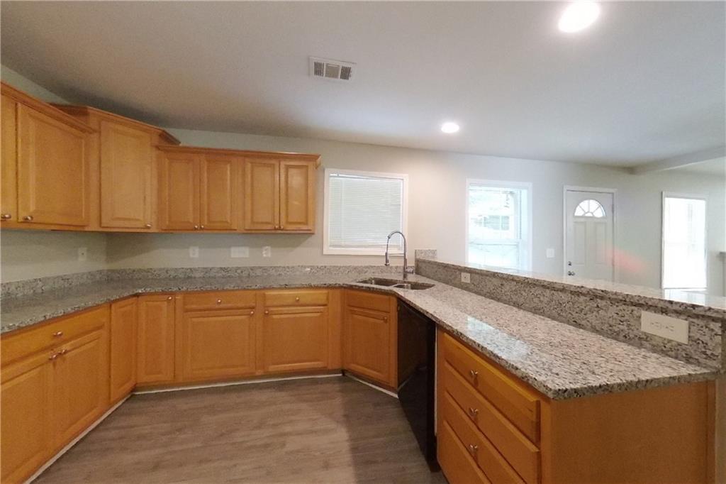 7829116 Property Photo 6