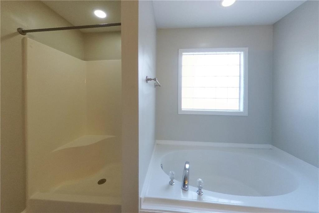 7829116 Property Photo 10
