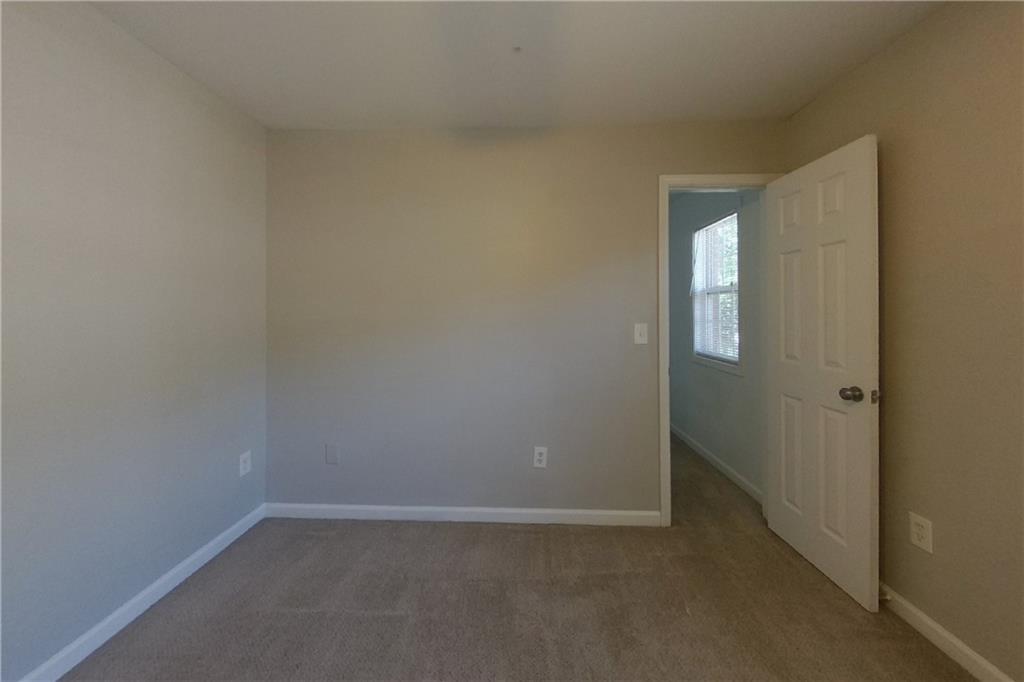 7829116 Property Photo 12