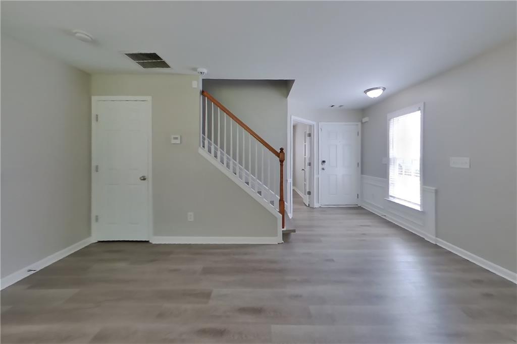7829145 Property Photo 3
