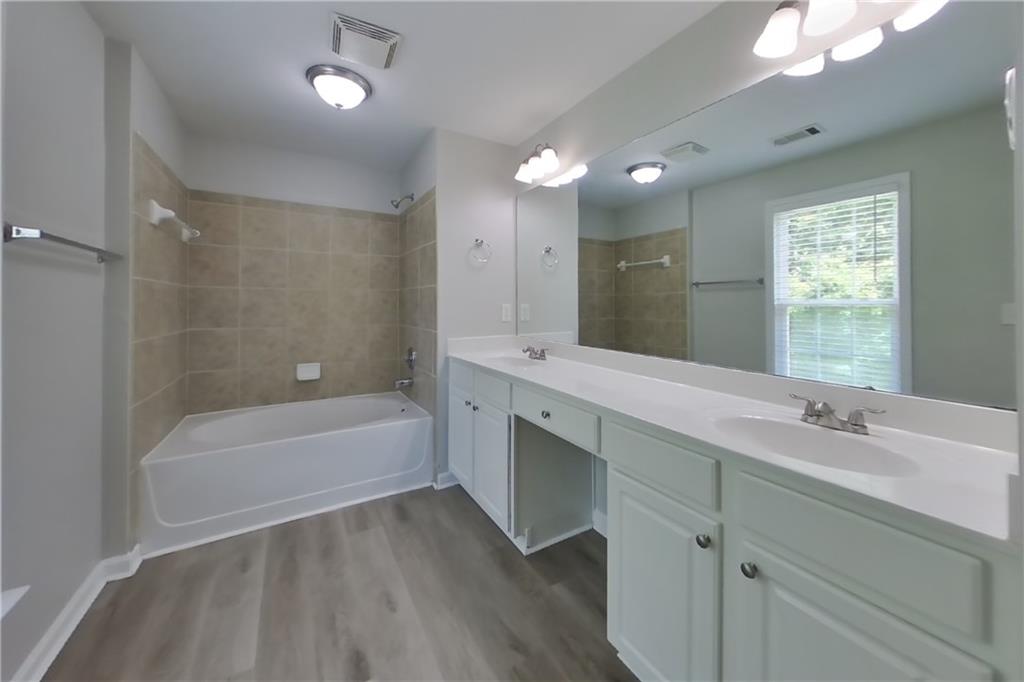 7829145 Property Photo 10