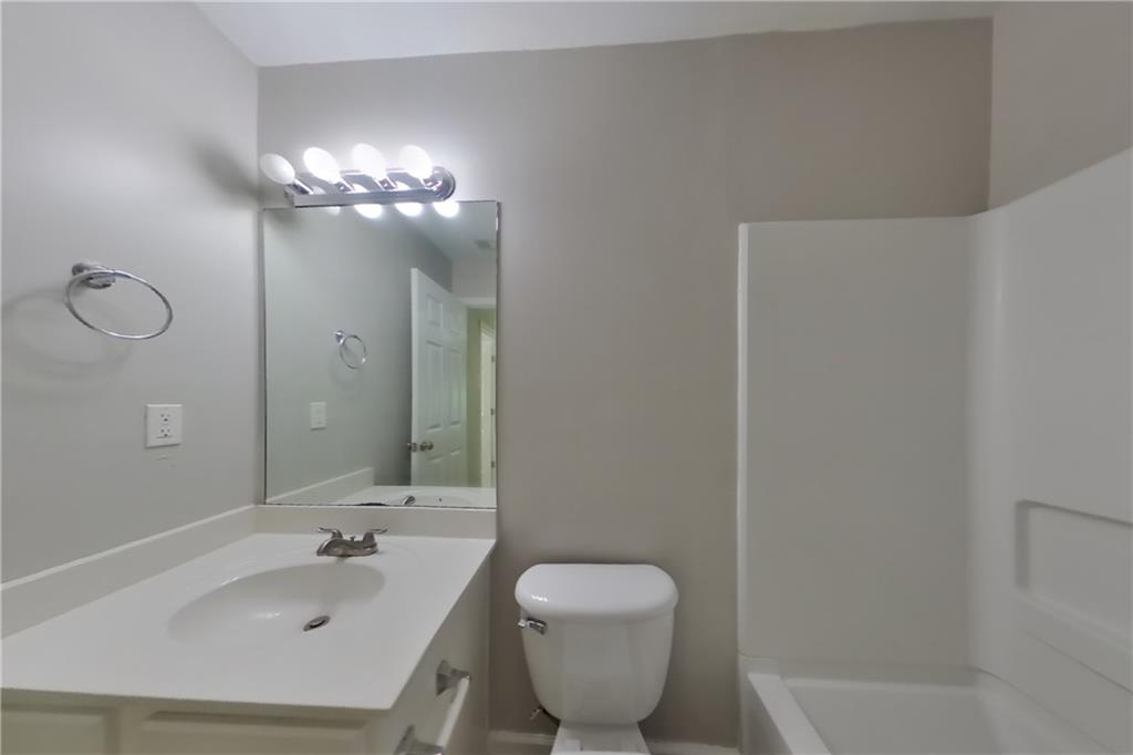 7829145 Property Photo 14