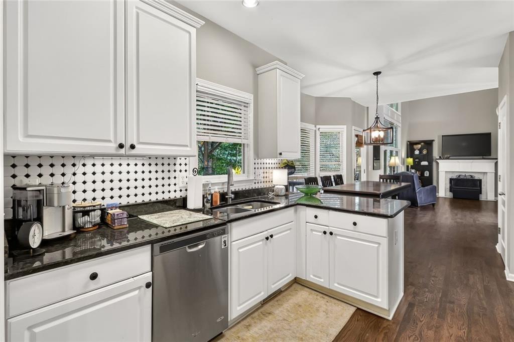 415 Havenmist Landing Property Photo 14