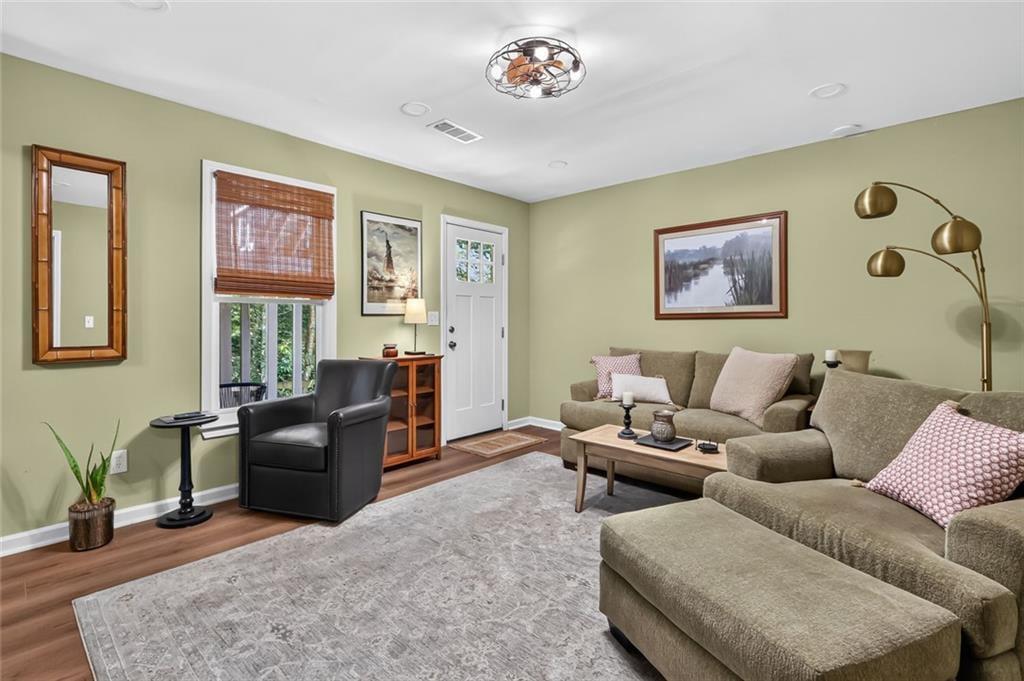 415 Havenmist Landing Property Photo 16