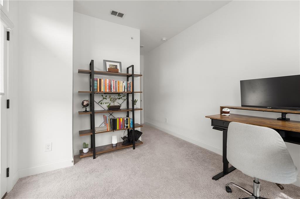 431 Olmstead Way Property Photo 25