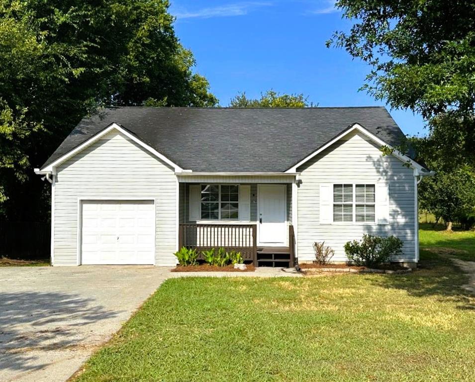 879 Buck Boulevard Se Property Photo 1