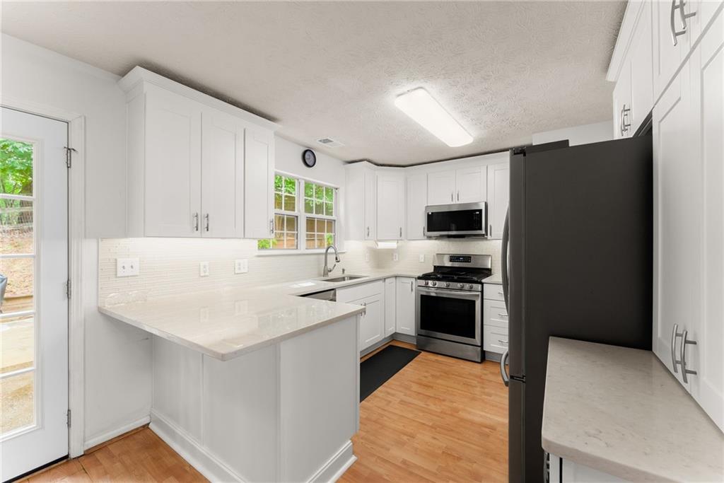 4259 Revere Walk Nw Property Photo 5