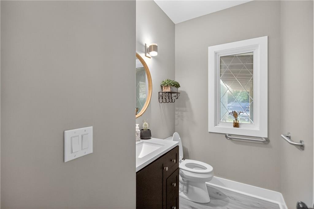 1504 Double Springs Road Property Photo 12