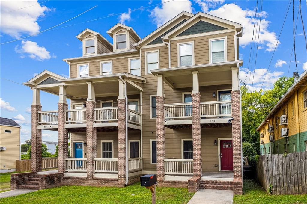 573 Ira Street Sw Property Photo 1