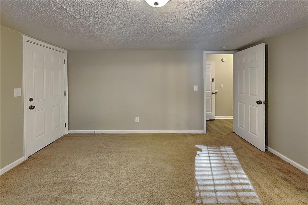 1261 Brookton Woods Way Property Photo 11