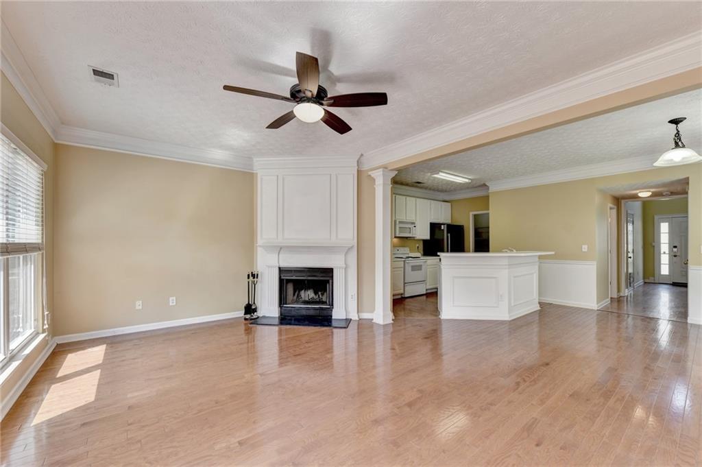 2303 Oak Glenn Circle Property Photo 6