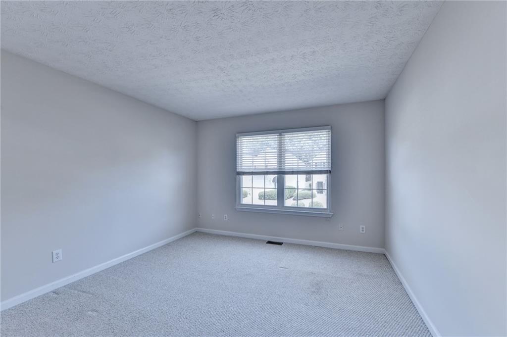 2303 Oak Glenn Circle Property Photo 27