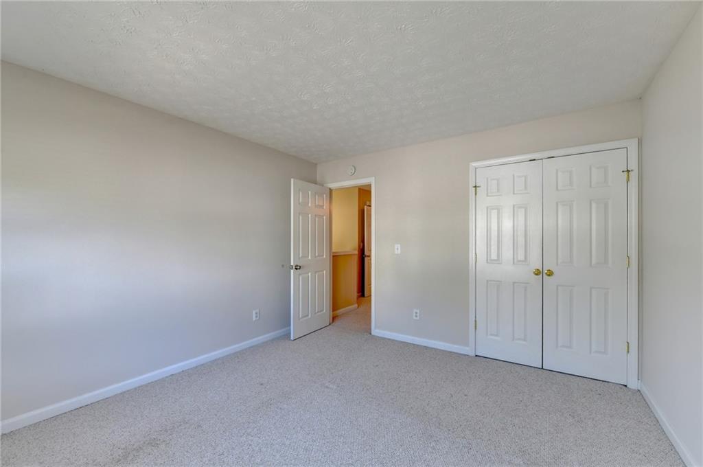 2303 Oak Glenn Circle Property Photo 28