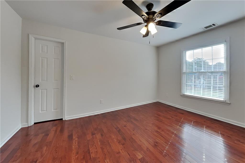 1025 Russell Point Property Photo 16