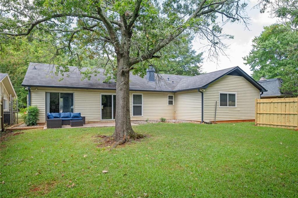 1130 Mannbrook Drive Property Photo 8