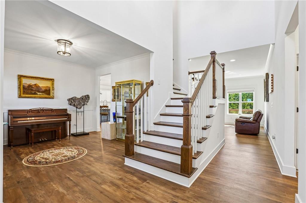580 Stoneledge Road Property Photo 3