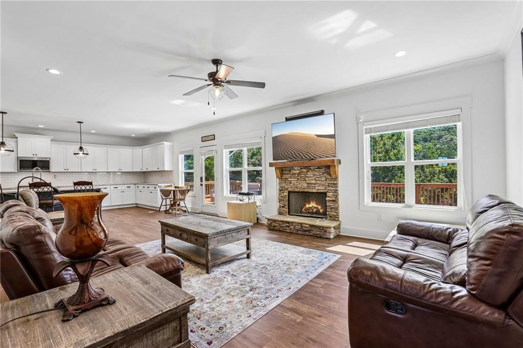 580 Stoneledge Road Property Photo 4