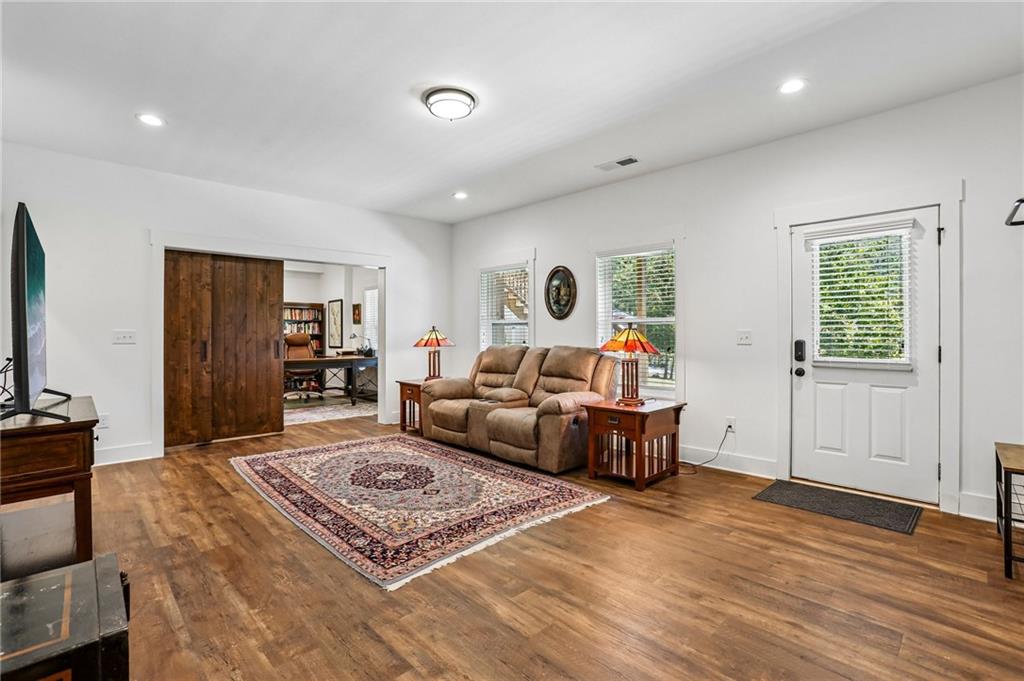 580 Stoneledge Road Property Photo 15