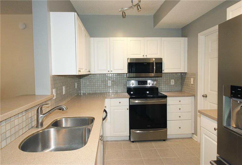 210 Spring Heights Lane Se Unit 2 Property Photo 11