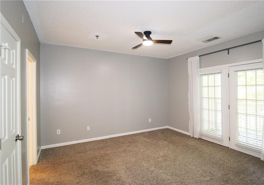 210 Spring Heights Lane Se Unit 2 Property Photo 16